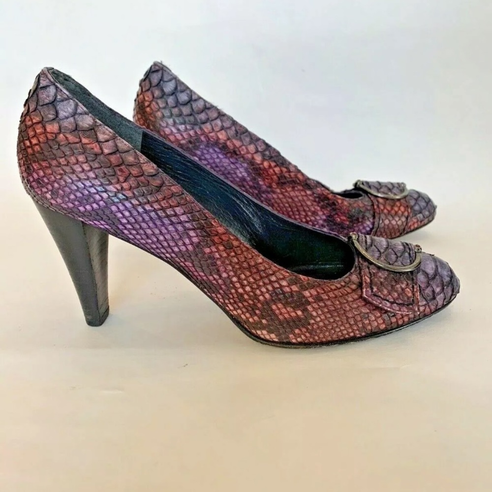Stuart Weitzman Purple Pink Python Snakeskin Heel… - image 4